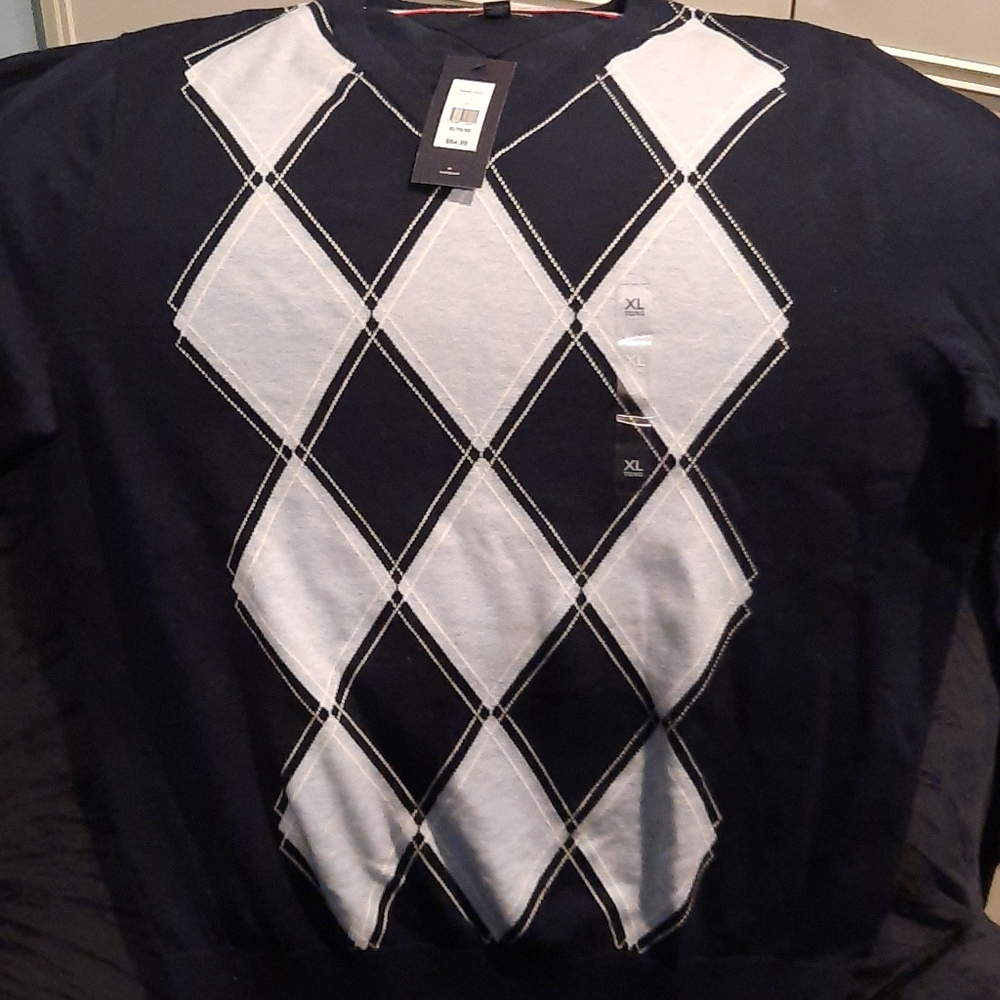 Tommy Hilfiger sweater